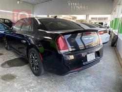 كرايسلر 300